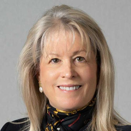 portrait of kim fenesy